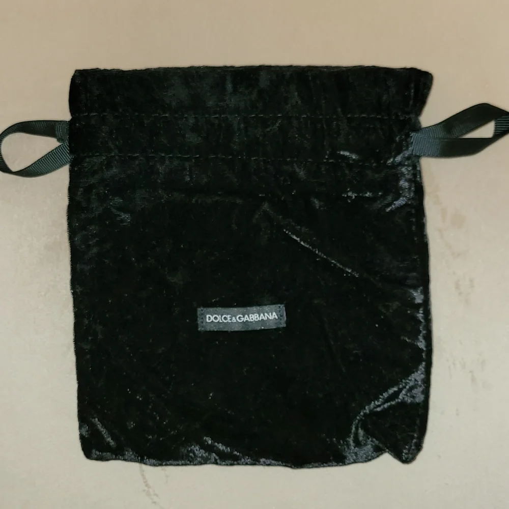 Dolce & Gabbana Velvet Pouch - Picture 3 of 5